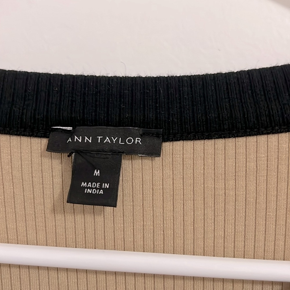 Ann Taylor Button Knit Jacket Size Medium - image 5